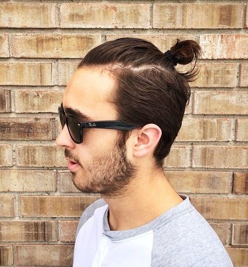 horní knot men's hairstyle