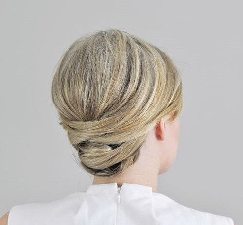 nádherný formal updo for blonde hair