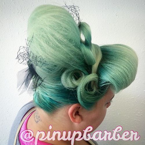 пастел green hair with beehive updo