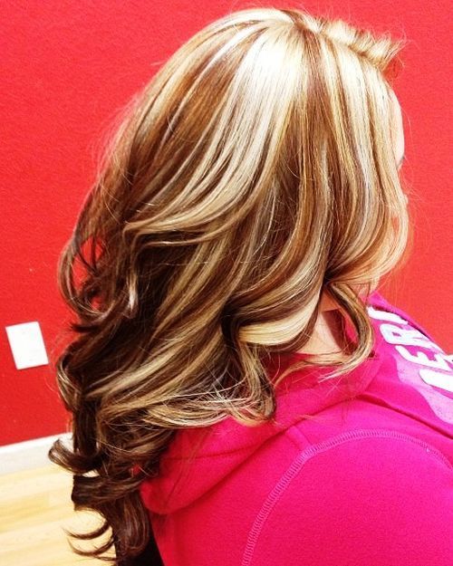 karamel hair with blonde highlights