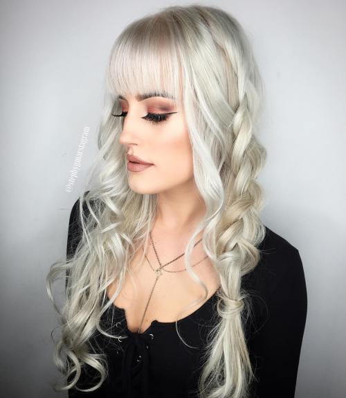 наполовина Braided Silver Hairstyle