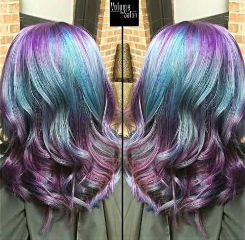 紫色和深青色Balayage头发