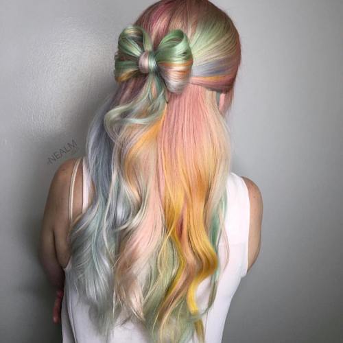 наполовина Up Bow Updo For Pastel Hair