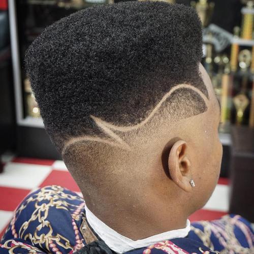 естествен flat top with mid fade and designs