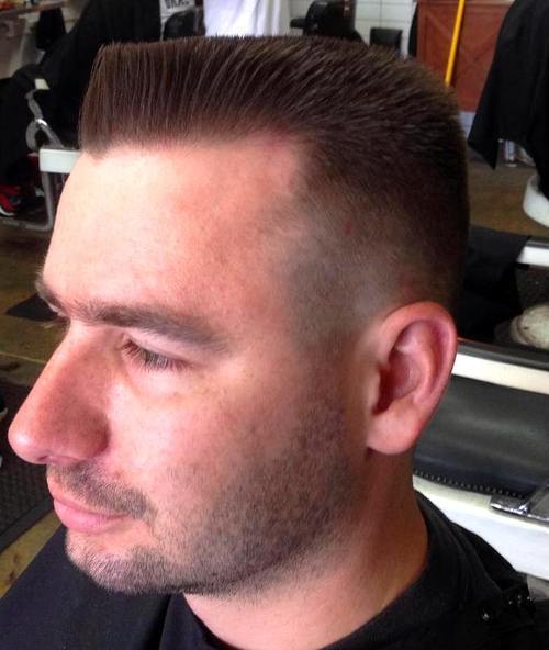 къс flat top with temple fade
