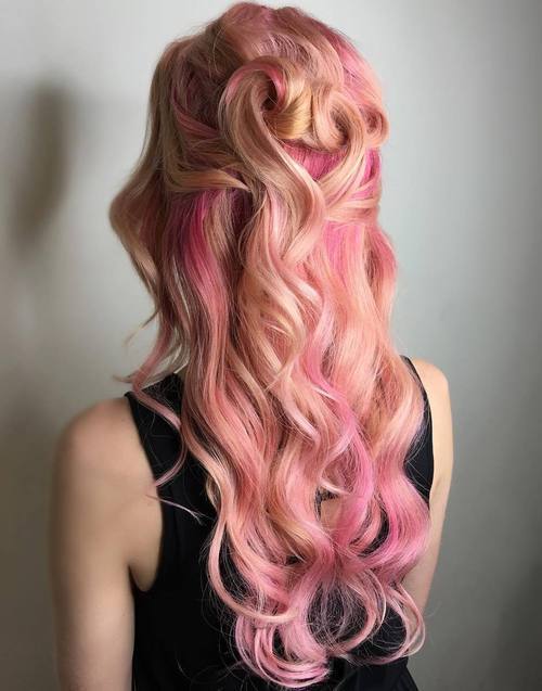 Двуцветна Pastel Pink Hair Color Idea