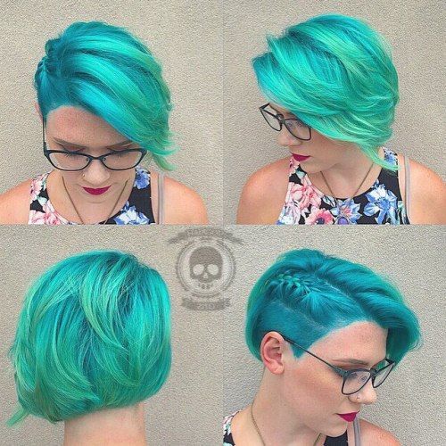 短亮蓝绿色发型