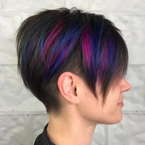 дълго Pixie Undercut With Highlights