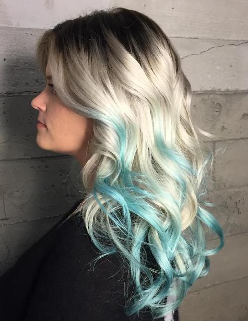 Popel Blonde Hair With Mint Highlights