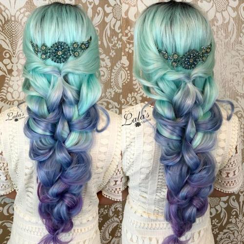 Dlouho Mint Green To Pastel Purple Ombre