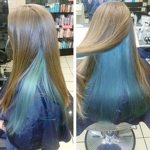 hellbraunes und blaues zweifarbiges Haar
