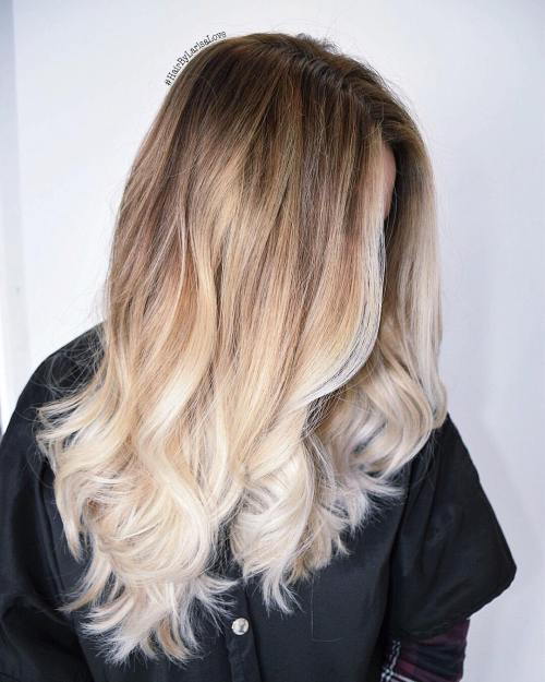 Dlouho Blonde Beach Waves