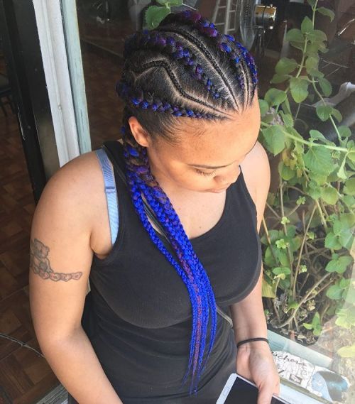 Гана Braids With Blue Extensions