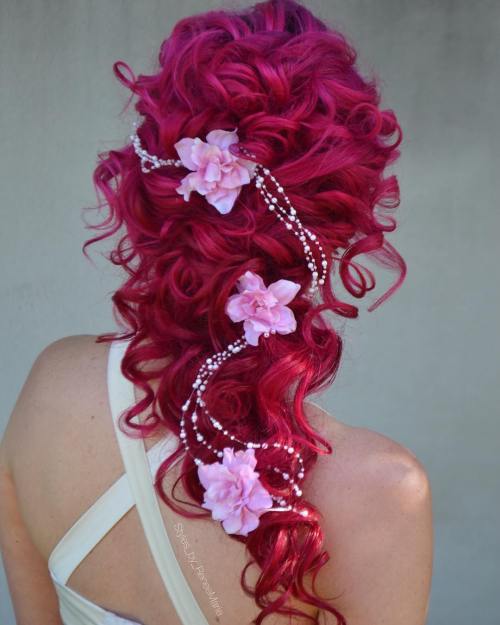 Kudrnatý Bridal Hairstyle Crimson Hair