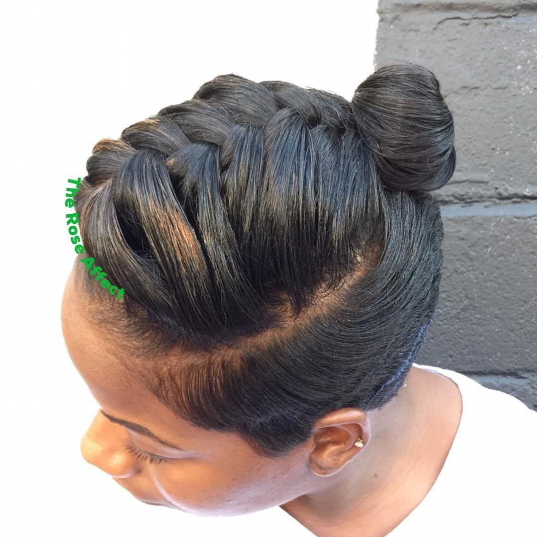 плитка And Bun For An Undercut Hairstyle