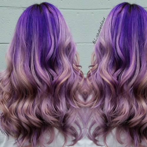 柔和的紫色Ombre头发