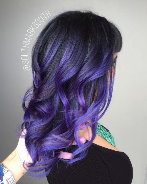 黑头发的淡紫色Balayage