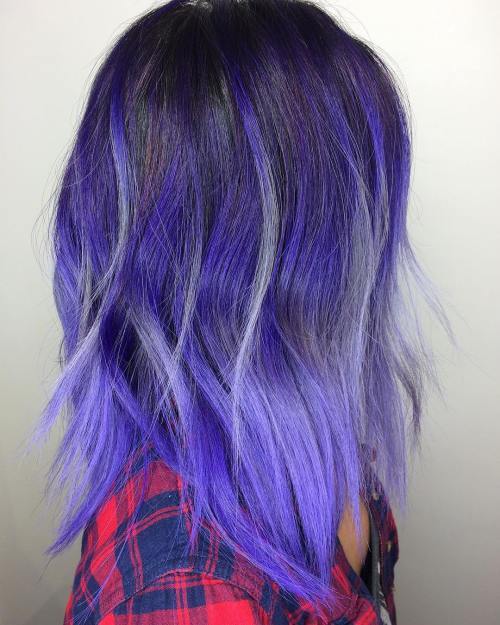 紫罗兰色Ombre Balayage为黑发