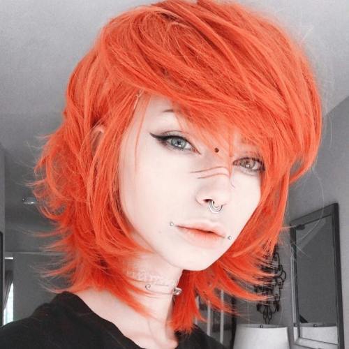 Střední Layered Orange Hair