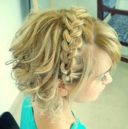 blondýnka curly updo with headband braid