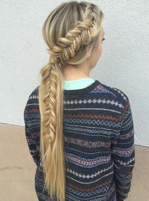 дълго Low Ponytail With Messy Fishtail