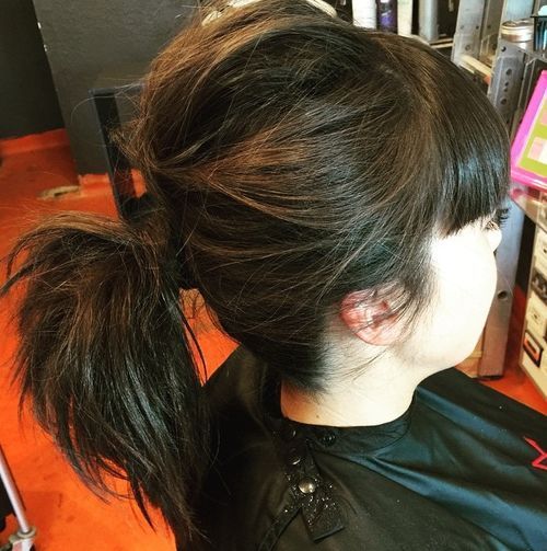 chaotický ponytail for shorter hair
