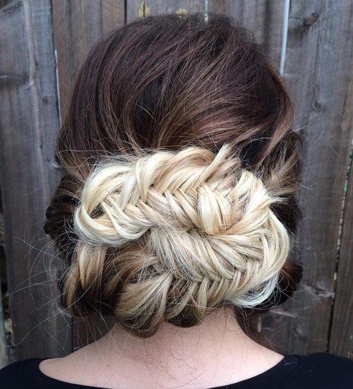 разхвърлян fishtail updo for long thick hair