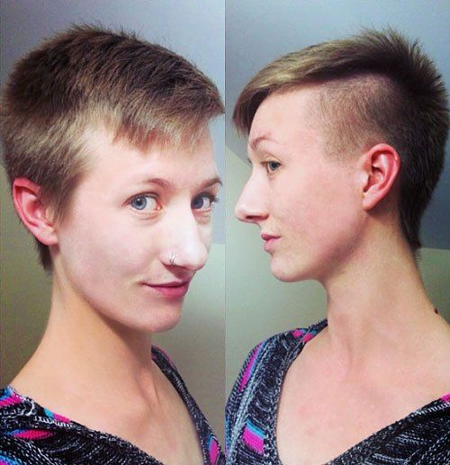 момичета' short haircut for straight hair