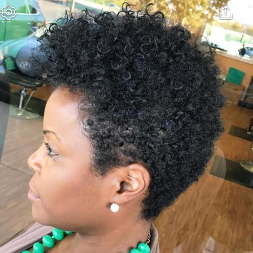 Ženy's Black Tapered Hairstyle