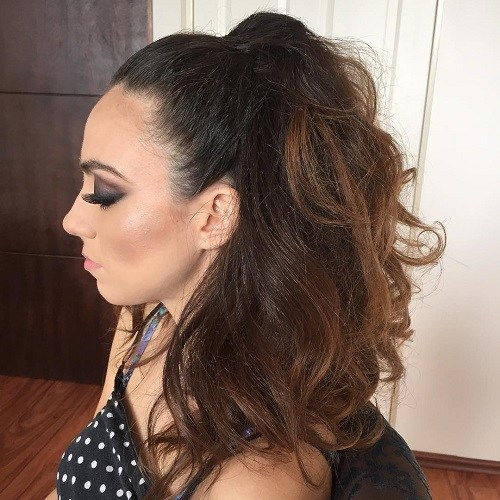 наполовина Ponytail For Thick Hair