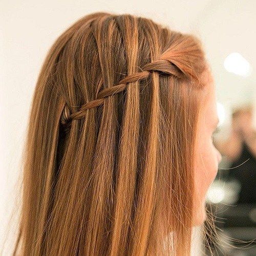 snadný and creative waterfall braid hairstyle