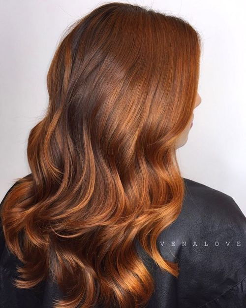 вълнообразен Copper Brown Hair