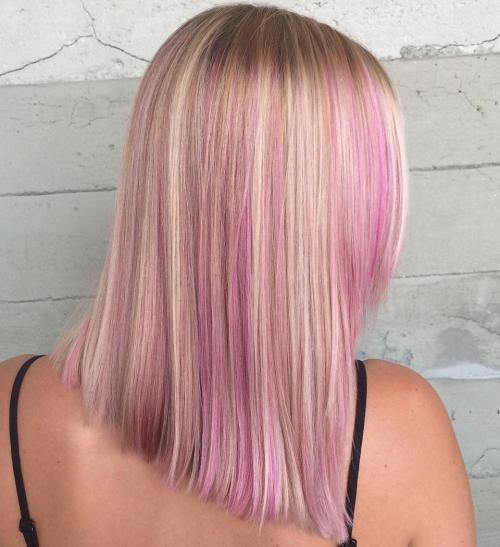 rovný blonde hair with pink highlights