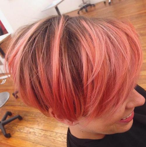 korál pink bob with brown roots
