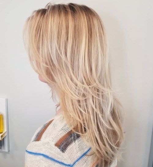 Нарязани Blonde Haircut For Longer Hair