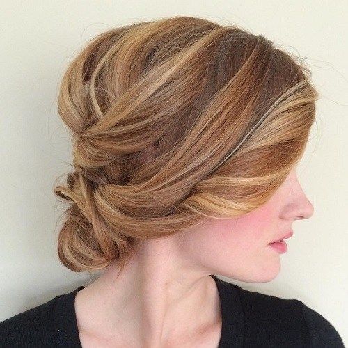 разхвърлян Chignon With A Bouffant