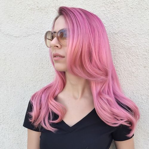 dlouho layered pastel pink hair