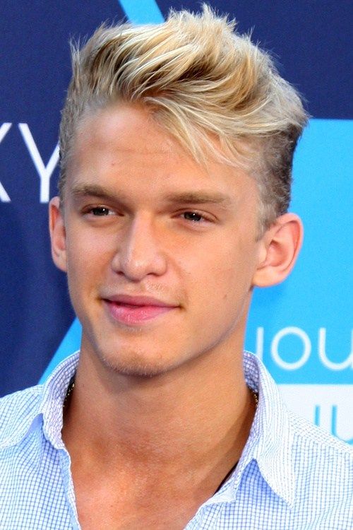 готино comb over hairstyle for guys