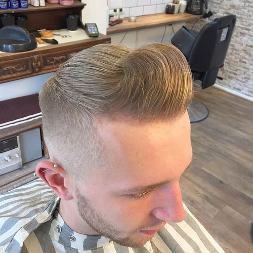 Рус pompadour hairstyle for men