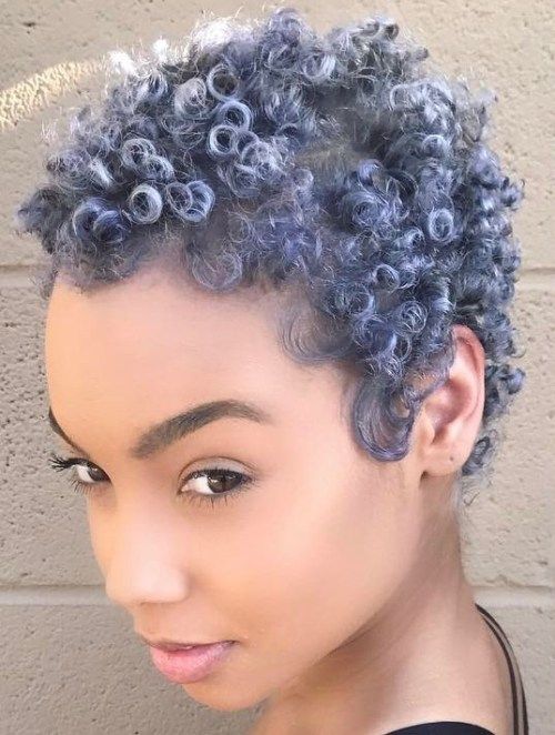 Къс Natural Pastel Blue Hairstyle