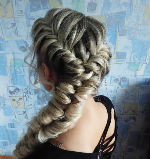 Извитата fishtail for long thick hair