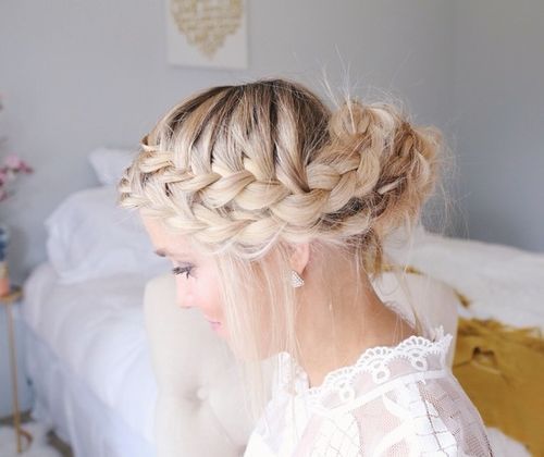 разхвърлян two french braid updo hairstyle