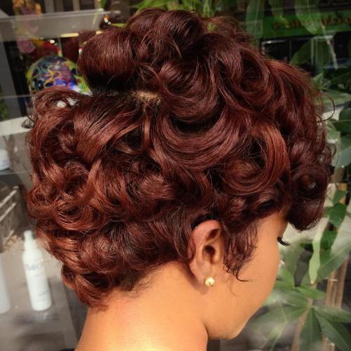 Къс Curly Chestnut Hairstyle