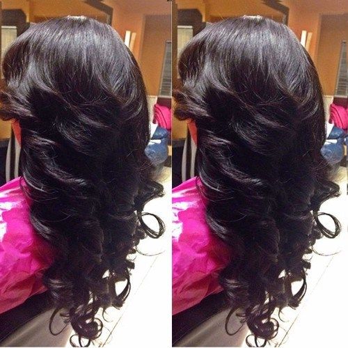 дълго V cut and curly hairstyle