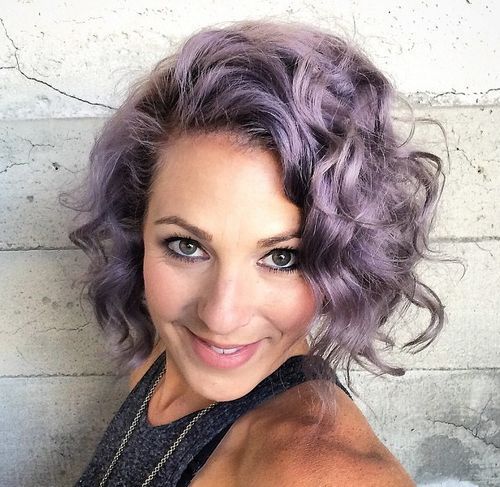 světlo ash purple hair color