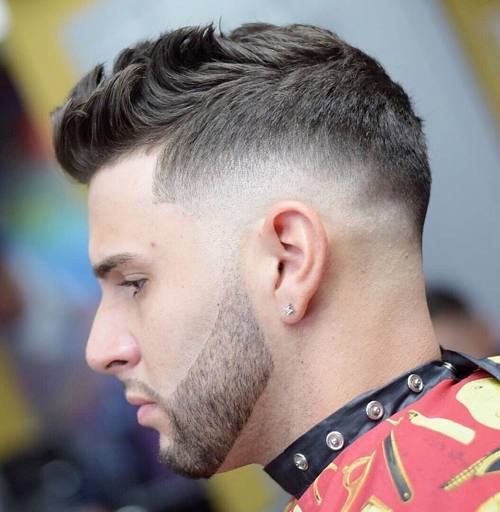 kužel fade with upswept quiff