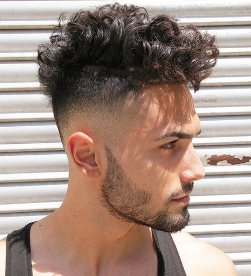 къдрав top with fade hairstyle