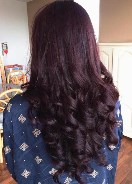 Dlouho Curly Burgundy Hairstyle