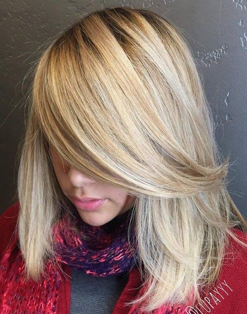 dlouho blonde bob with bangs