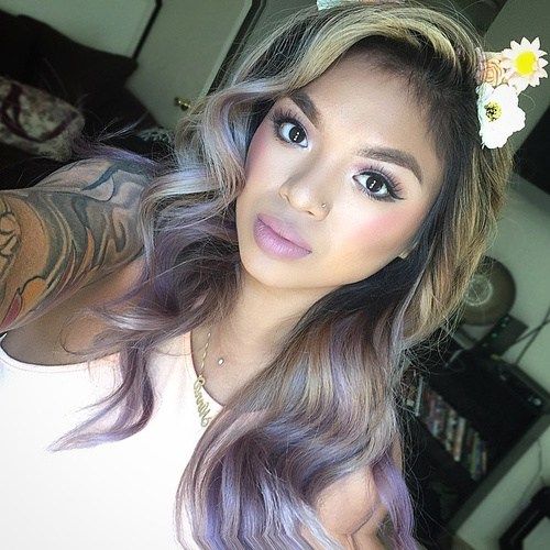кафяв blonde hair color with lavender highlights